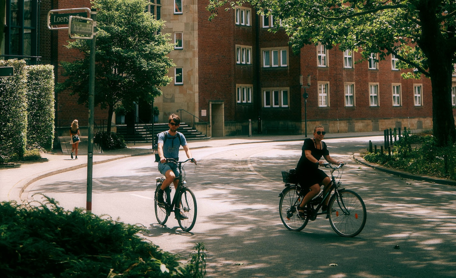 Young people on bikes in Münster